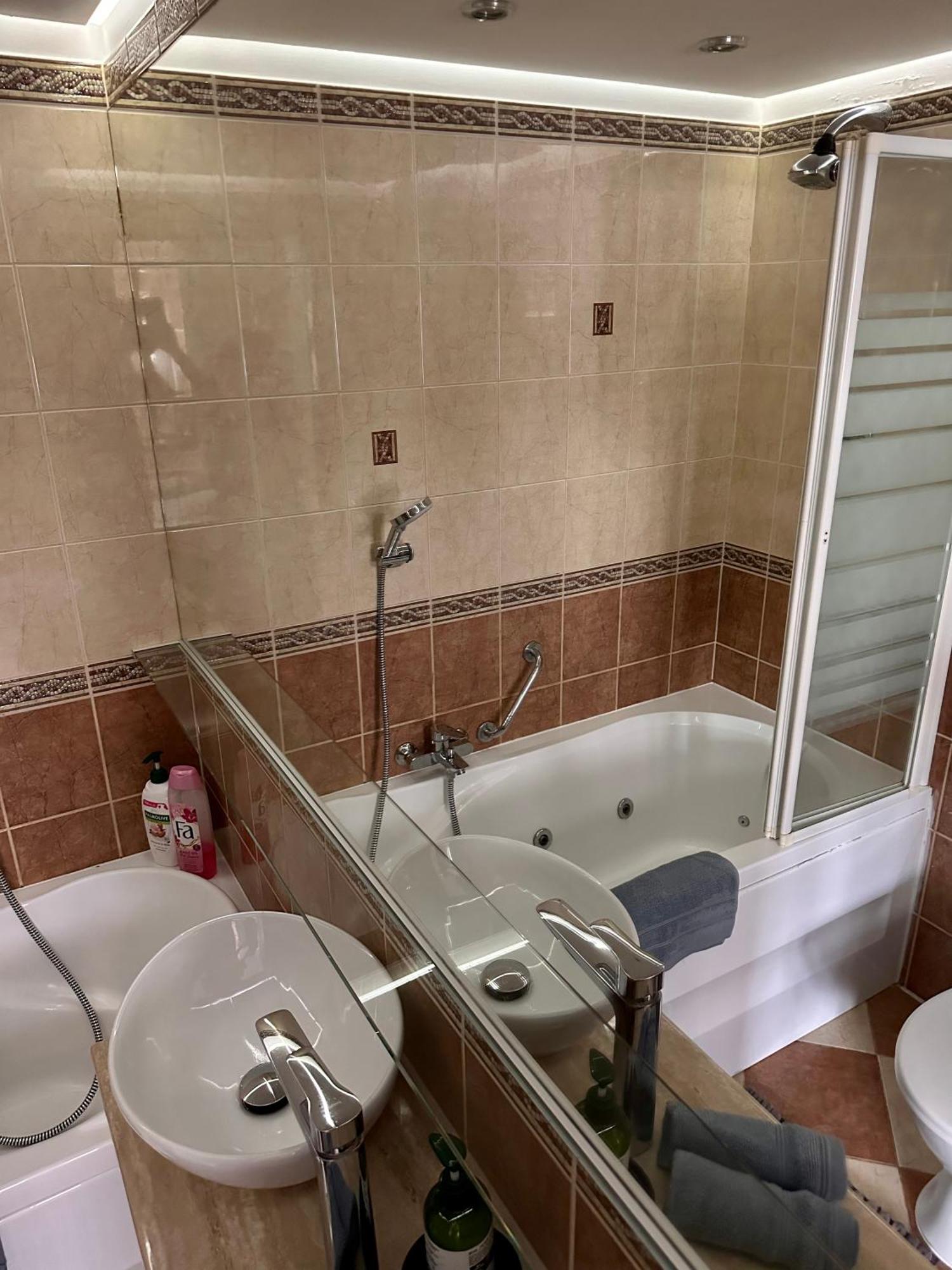 Deluxury Mirror Apartament Centrum Warsawa Bagian luar foto